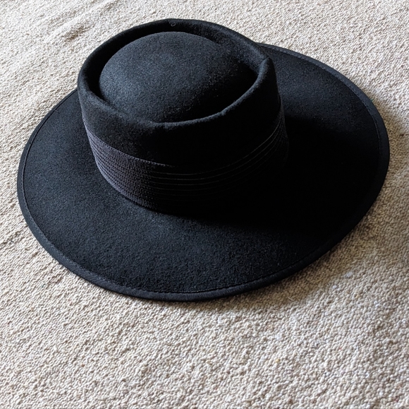 Luna Blum x Olive & Pique OOAK Hand Painted Lightning Bolt Wool Black Hat - Picture 14 of 16